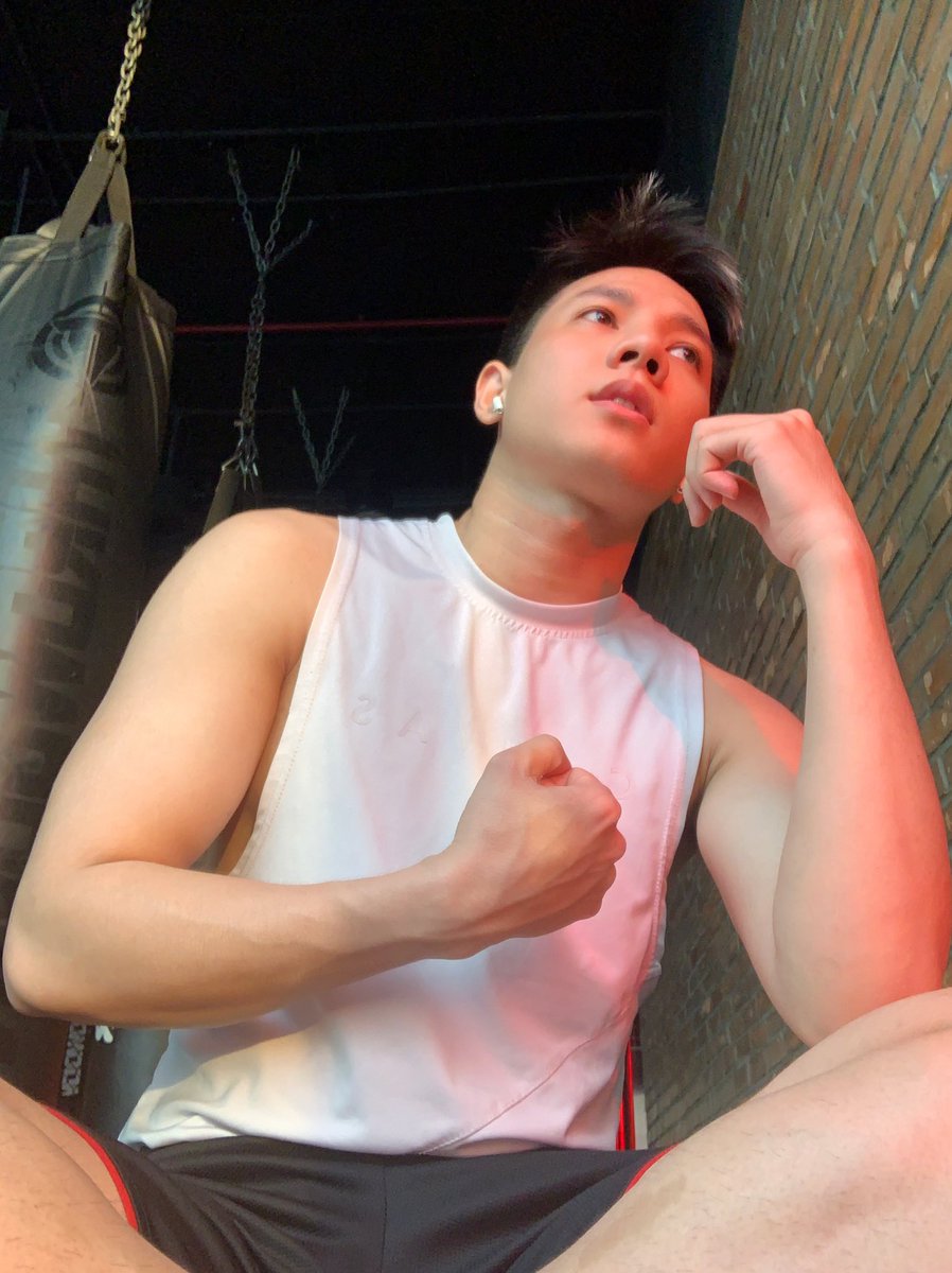 Ráng tập ! Tết sắp tới đít rồi