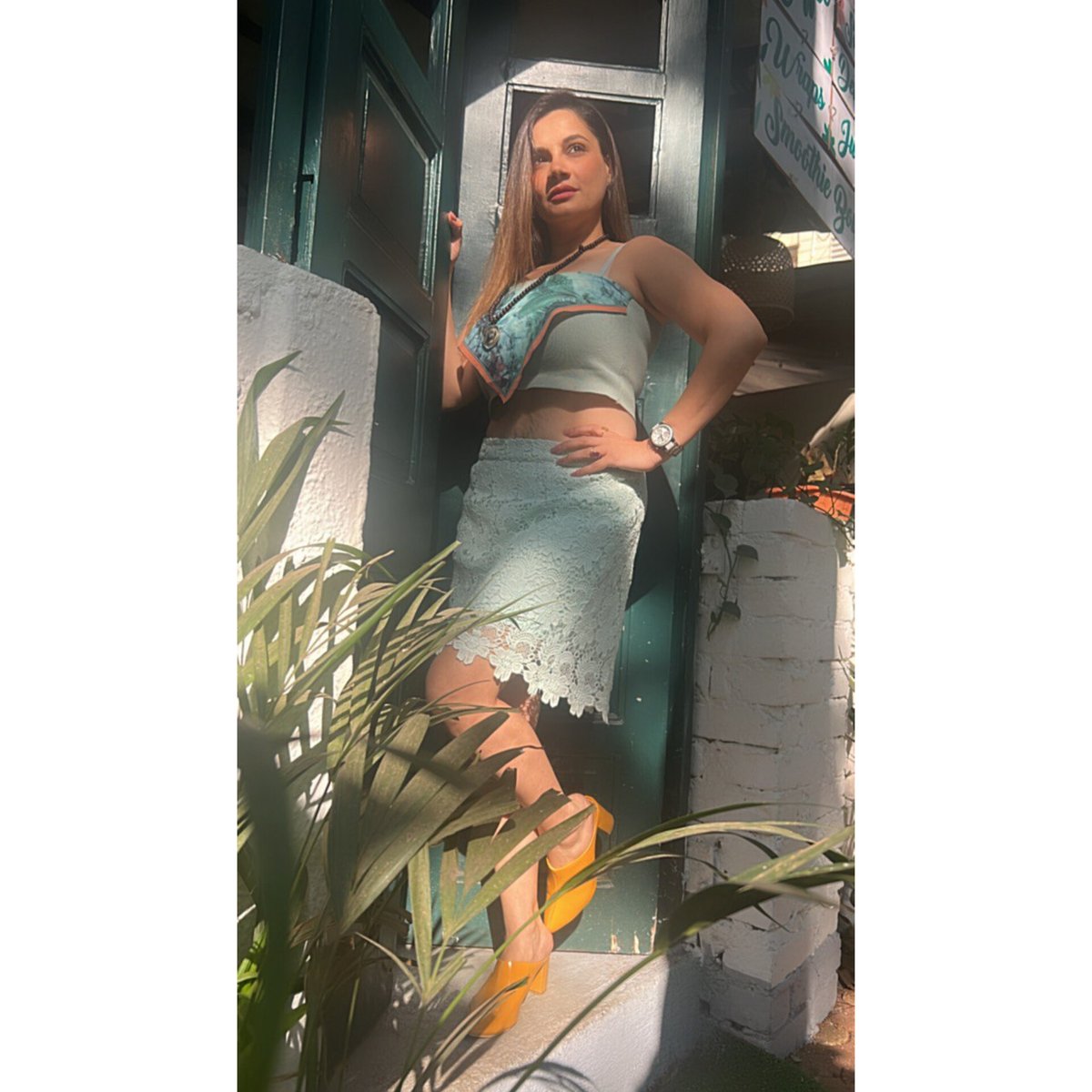 kanica_kanica's tweet photo. “Trust your beauty to shine from your eyes and into the souls of that deserve you.” 💙
.
.
.
.
.
#kanikamaheshwari #mumbaidairies #lookfortheday #happy #positivity #selflovejourney #begood https://t.co/uYBRZHu213