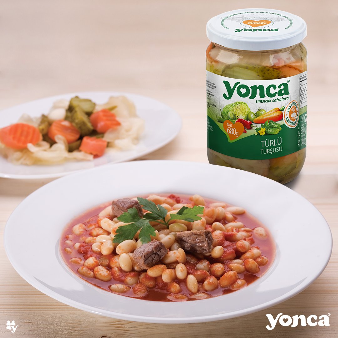 yonca_gida's tweet photo. Annenizin elinden çıkan misler gibi bir kuru fasulyeyi taçlandırmanın oldukça kolay bir yolunu biliyoruz... Yanına Yonca Türlü Turşusu eklemek! 😊 #Yonca #YoncaGıda https://t.co/DXScHXROJR