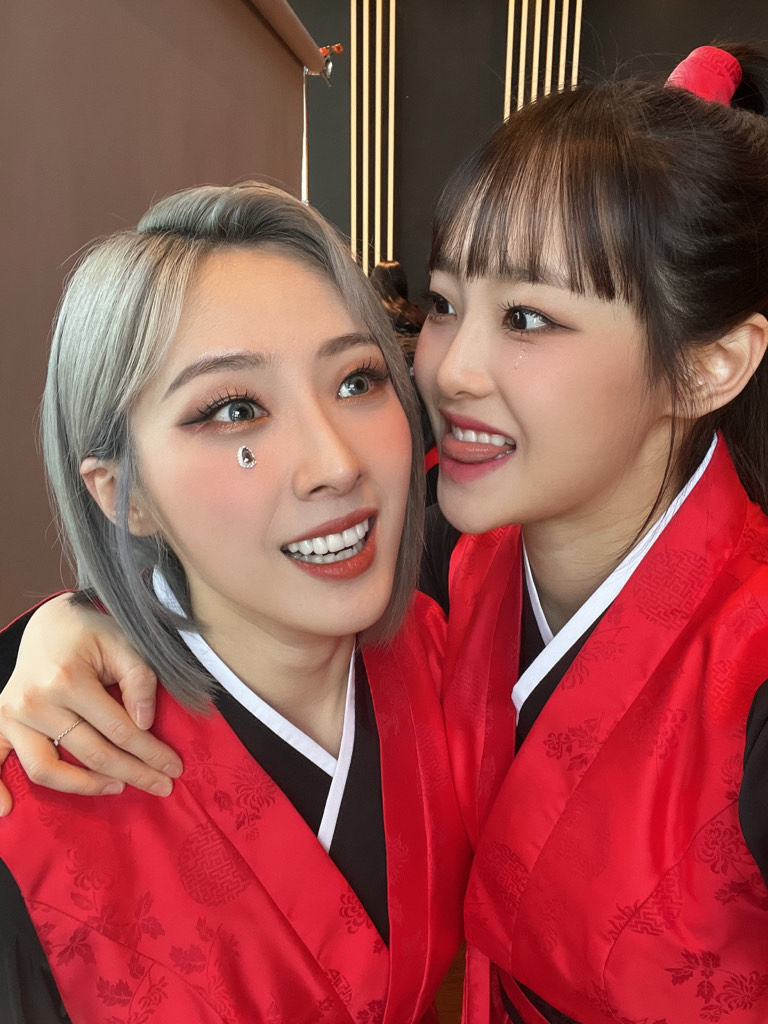seulcrescent's tweet photo. π₯Ή #5YearsWithChuu https://t.co/UqCeXNxm88