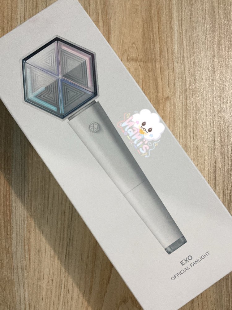 jaemscream's tweet photo. wts/want to sell (in rush)

╰┈➤ Lightstick EXO Ver. 3 (unsealed/preloved) 

✎ good condition
✎ official
✎ fullset
✎ dom bandung, bisa cod juga~
✎ dm for price and condi! <3

rts and likes are appreciated! ♡

# tags: wts want to sell lightstick ls exo ina aeribong exol https://t.co/pEZChmZadX