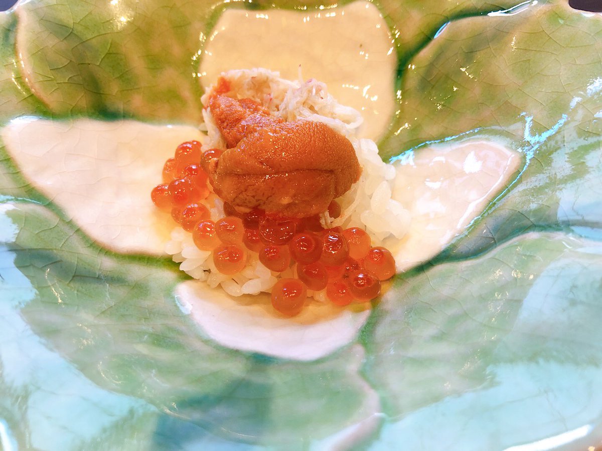 famicoco_ses's tweet image. 仕事納めてエンジニアとランチ！
美味い😋

来年も頑張りましょう！
#ランチ寿司 #品川