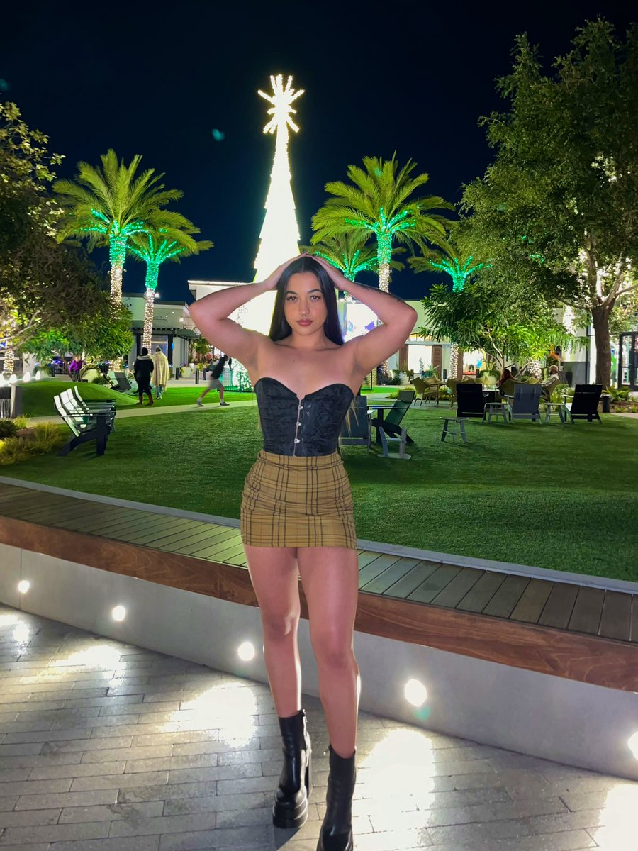 kylizzle tweet media