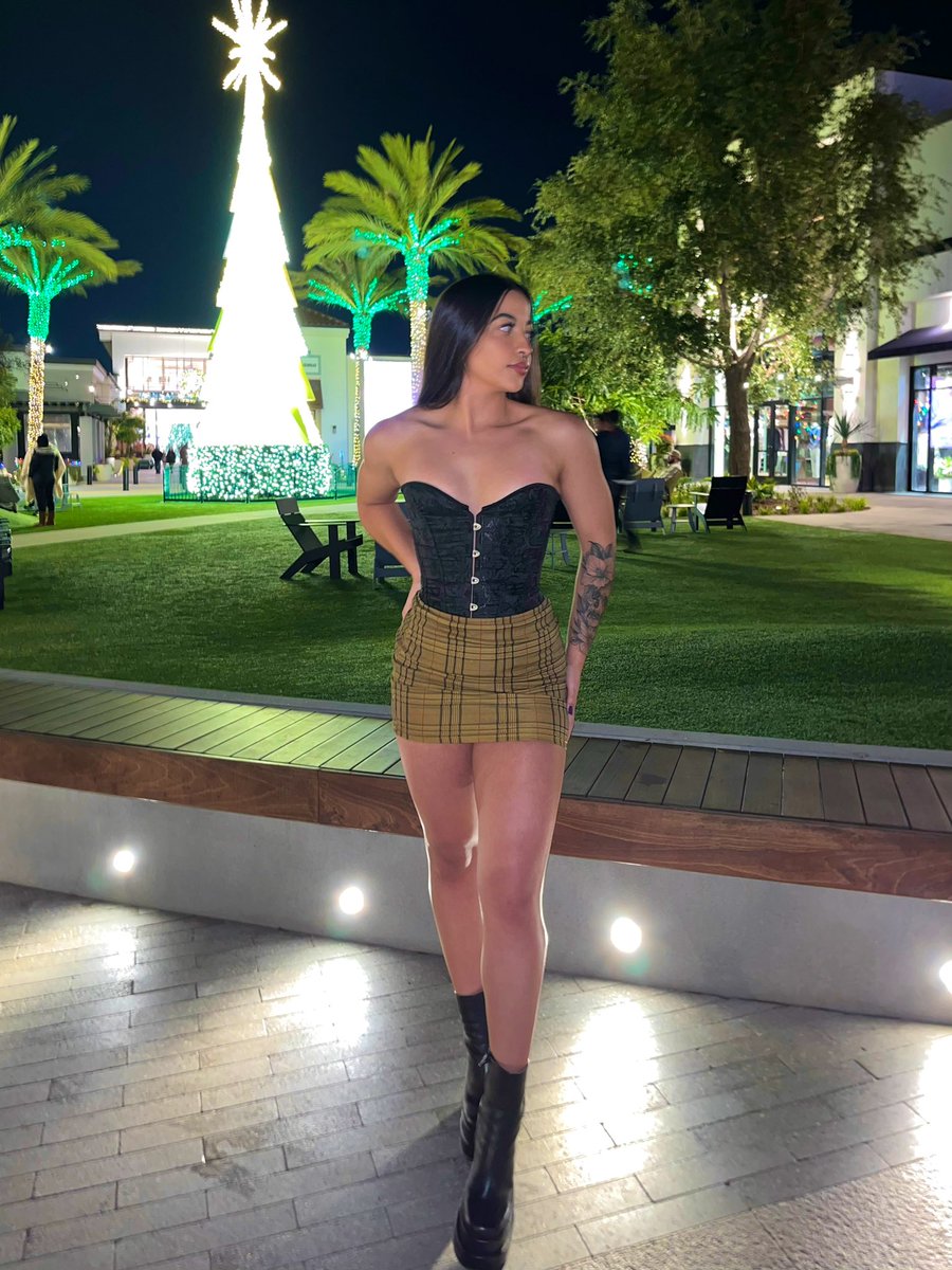 kylizzle tweet media