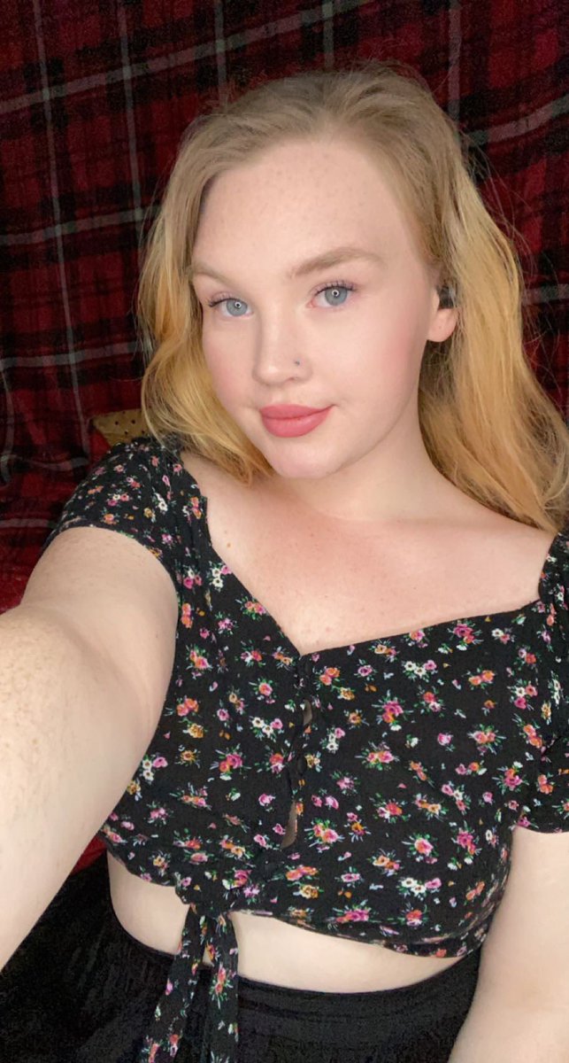 dumdarko's tweet photo. https://t.co/2ZZtBUk1Rr 

come hang out with me on my onlyfans 💗

#onlyfans #onlyfan #contentcreator #of #beautiful #woman https://t.co/wpULIK3fyI