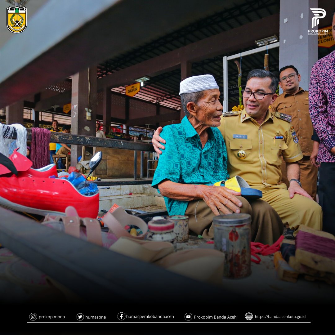 Menjelang akhir tahun, Pj Wali Kota Banda Aceh Bakri Siddiq bersama unsur forkopimda dan stakeholder terkait melakukan sidak ke beberapa pasar tradisional. Dua di antaranya, yakni Pasar Seutui dan Pasar Al-Mahirah, Lamdingin, Selasa, 27 Desember 2022.

bandaacehkota.go.id/berita/35134/b…