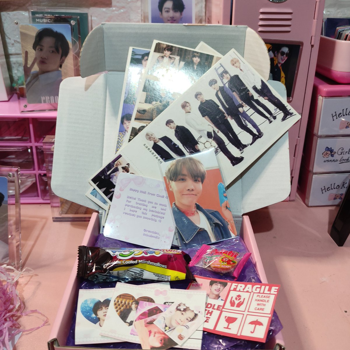 PinkPixxieFinds's tweet photo. Got my Hobi Butter Cream 💜
Salamat ulet @renchinx_ 🥰 for the freebies

#chwimails #pinkpixxiefindsph https://t.co/1qyzm9bWRd