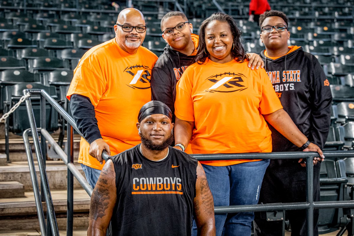 It's a family affair around here 🧡

#DAT | #GoPokes
