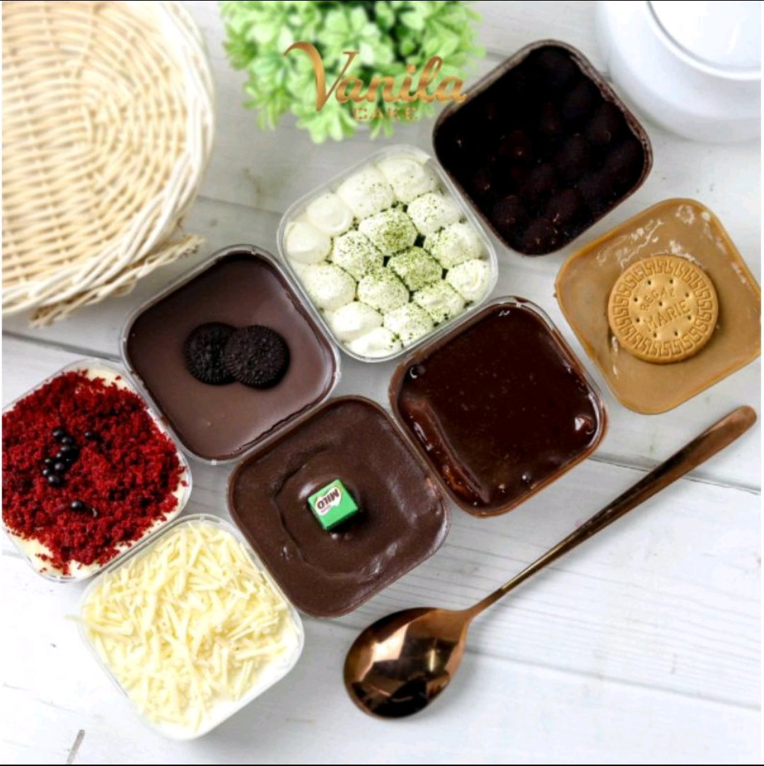 GoTo_Far's tweet photo. mini dessert box
📎 https://t.co/HcVMNeFZ19 https://t.co/V70LwJIfnF