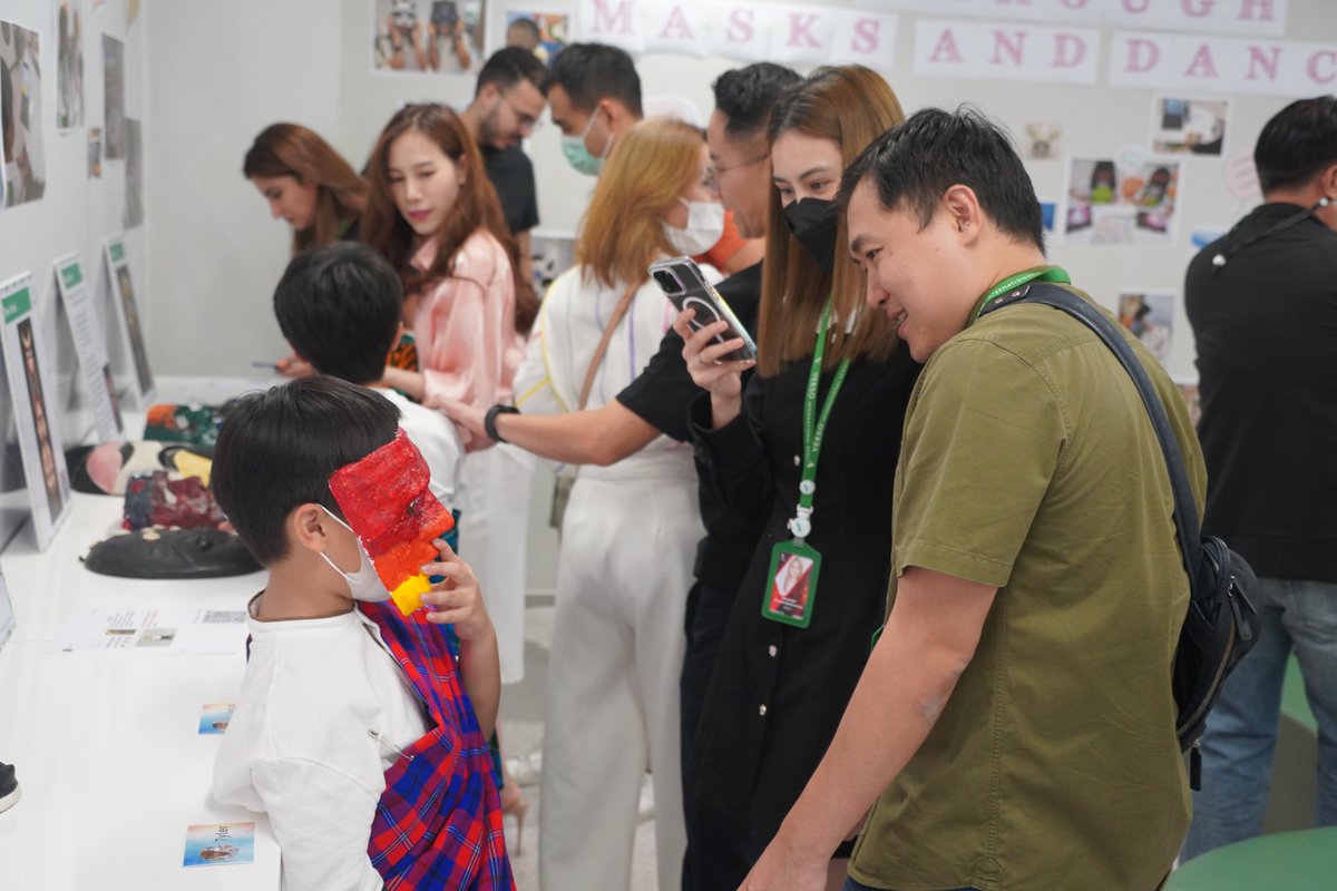 versoschool's tweet photo. During C3-4 Showtime, learners explored the role masks&dances play in different cultures&how they are used to communicate messages through colors, patterns&symbols. After researching, they produced a written piece about the masks and dances they selected.
#versoschool #versoLL https://t.co/r2yMFbd8lM