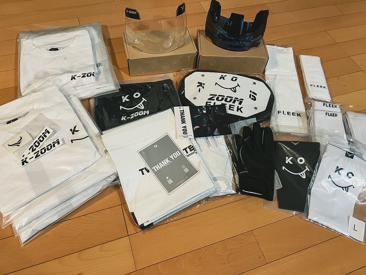 FleekJp's tweet image. 米国でQB に挑戦している小野選手に用品提供をさせて頂きました。今後の活躍に期待しています🔥

#kzoom 
#fleekjp