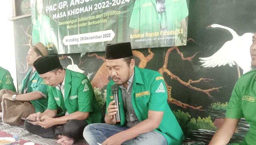 pcansorsumenep's tweet photo. Rapat Kerja Pimpinan Anak Cabang Gerakan Pemuda Ansor Kecamatan Manding Kabupaten Sumenep, masa khidmat 2022-2024. 
Hadir dalam kegiatan ini Sahabat Abd. Latief, Moh. Saleh, dan Moh. Salim.
https://t.co/FSe3eu0Me6 https://t.co/i5Q2SEIys7