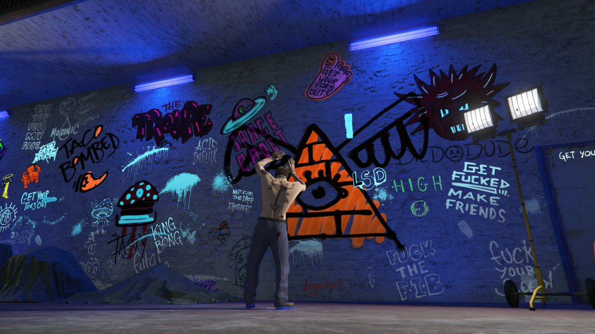 Optio_Quartus's tweet photo. #Freakshop #GTA #GTAOnline https://t.co/3YRr5g62CE