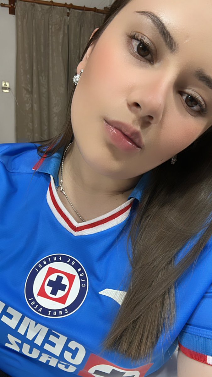 fabiolafitz7's tweet photo. Cruz Azul a la final💙 https://t.co/f1BnEsYMzs