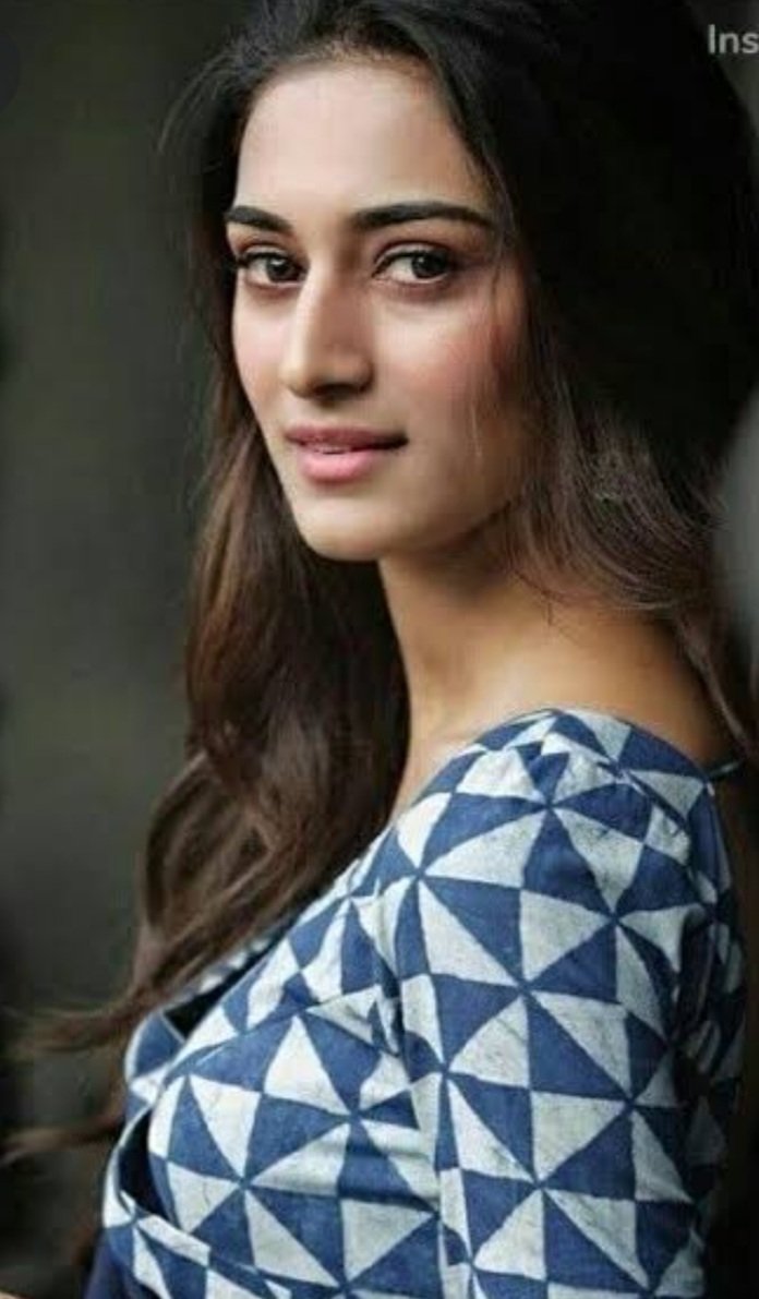 Good morning sunshine <a href="/IamEJF/">Erica J Fernandes</a> &amp; #ejfians.
Happy Wednesday 😁
#ericafernandes
