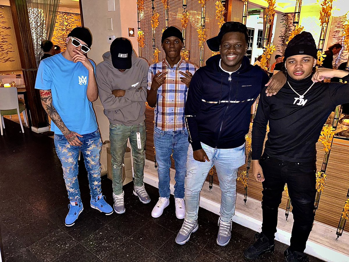 кσиνу 💜 tweet media