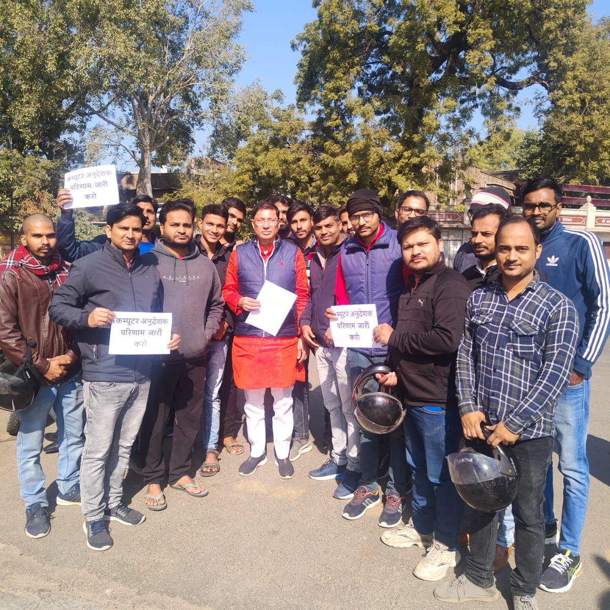 pathankhokher's tweet photo. आख़िर बेसिक कम्प्यूटर अनुदेशक का फाइनल रिजल्ट कब ?
#Declare_computerinstructor_finalresult
#Computer_शिक्षक_रिजल्ट_जारी_करो https://t.co/GcwJ6daoFB