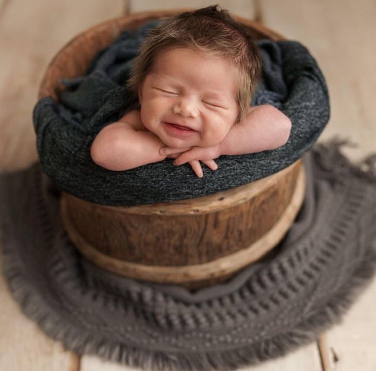 ThiccPrncess's tweet photo. Welcome to the world Arthur Lance Green! Our Christmas gift came a little late but still the best gift ever! Love him to pieces already!

—@LancelotGreen https://t.co/PryS25WDuW