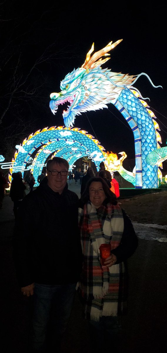 BellSCMS's tweet photo. Cold and fun at Zoolumination! https://t.co/mLvTwQCP2V