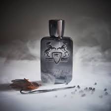 ibra7190's tweet photo. @7crrris هنا اسكتوا قليلاً ع قول المعلق علي سعيد الكعبي انا اقول بل كثيراً !!
 
*امورتال عود من امادو
*هيرود من دي مارلي 

ممكن متوفره بهذا المتجر !
@perfumeHomme 
@phermone_sa https://t.co/EW0CNERNN4