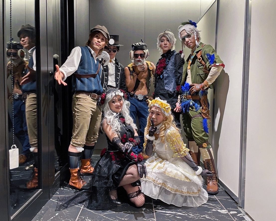 jom127's tweet photo. #クリスマスナイトに鐘が鳴る
秋季IJLプレイオフ &amp; X'mas Fan Meeting 最終日

ダンスショーの振付、キャスティングさせていただきました🎄今年は患者エミール！

第五人格について沢山教えて下さっためだかさんをはじめ、関係者の皆様本当に有難うございました🔥

#第五人格 #IdentityV https://t.co/zmVW3QvykQ