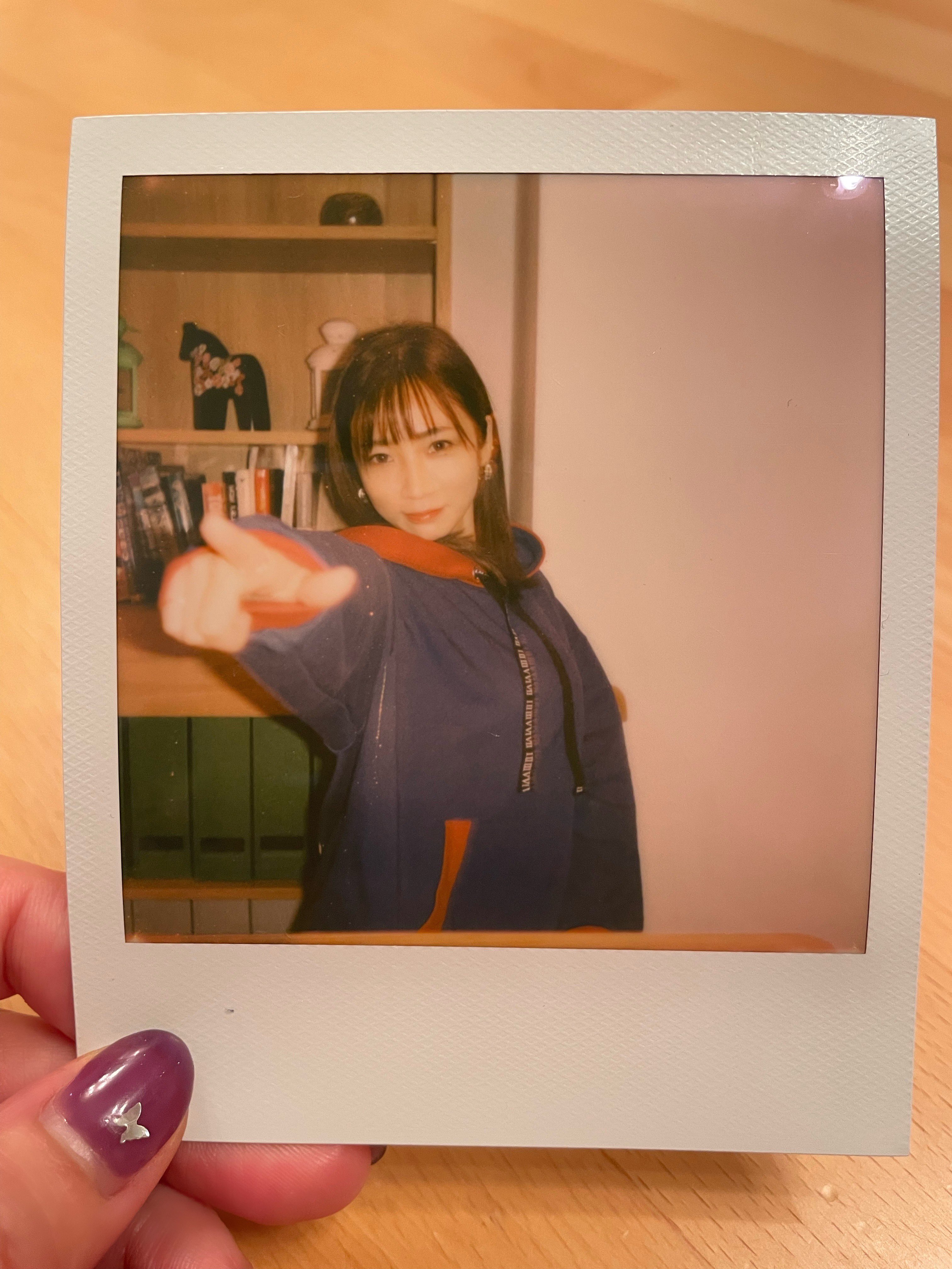 内田敦子 サイン入りチェキ