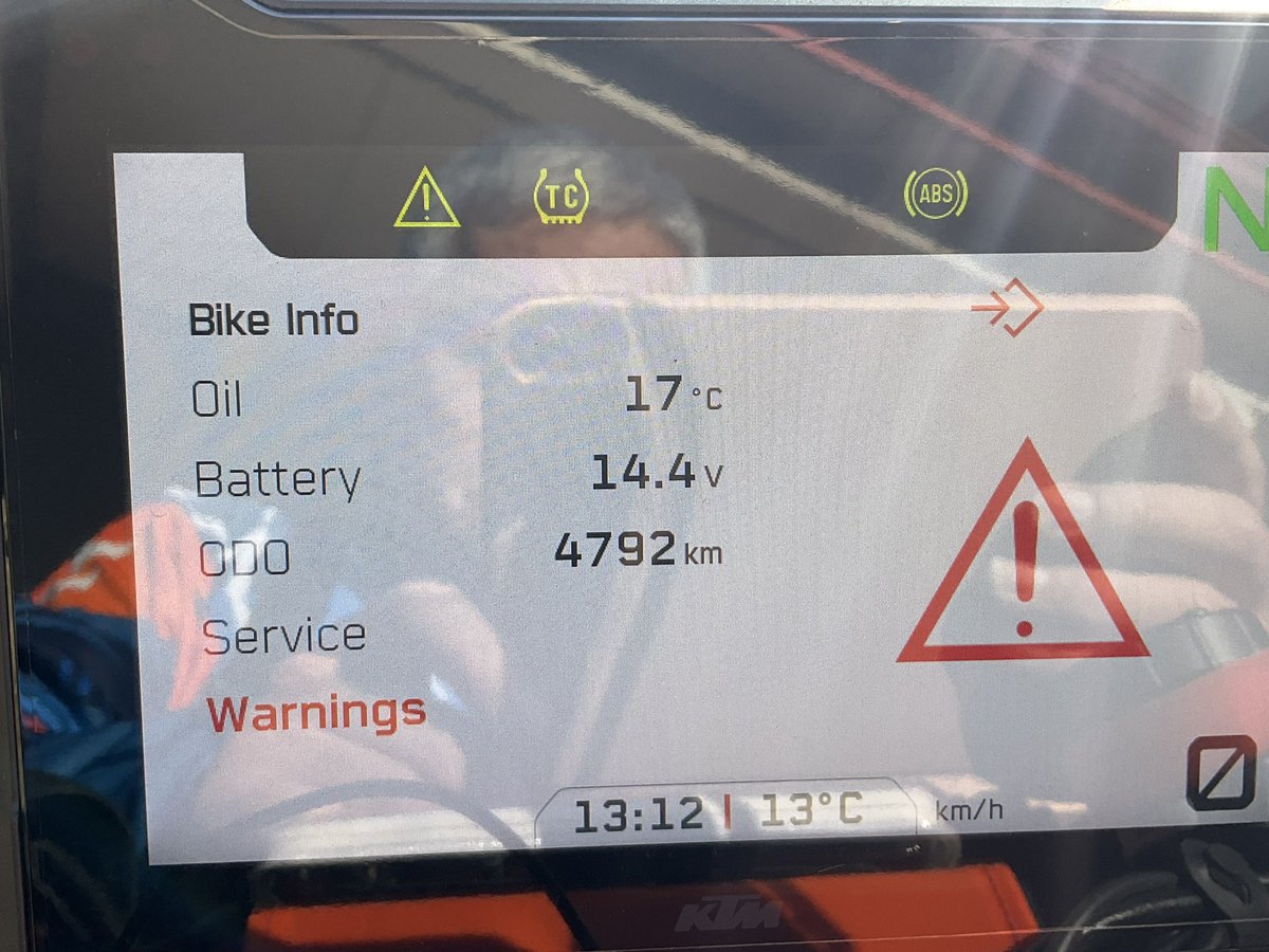 KTM819O4's tweet photo. #1290SuperAdventureS #Warning #PreloadAdjuster
初めての警告さんこんにちは😃 https://t.co/HyU2868YXL