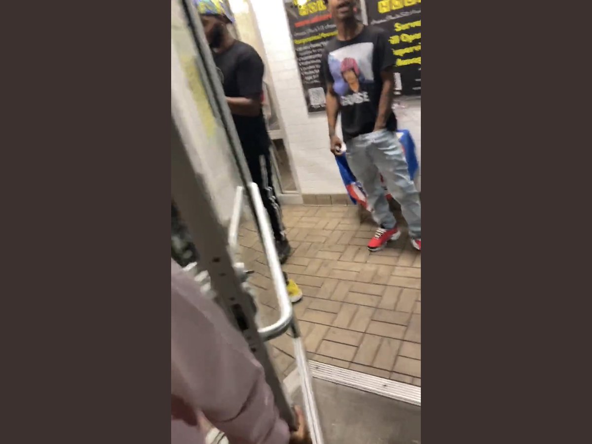 ImaNegg6's tweet photo. @rbaylor_74 And this guy 🤣 https://t.co/8W9kPceBdB