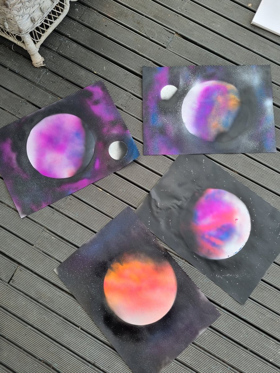 Miss Kiwi tweet media