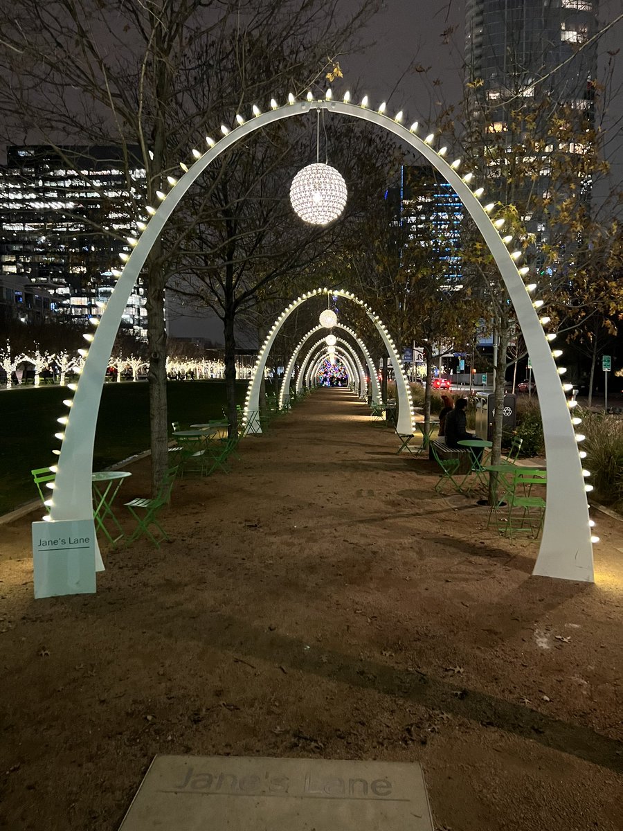#SouthwestAirlines decided I should spend another 4 days in chilly #Dallas. Today’s flight canceled, looking at alternatives like everyone else. Fortunately I have a daughter and grandchildren to hang with until we leave.