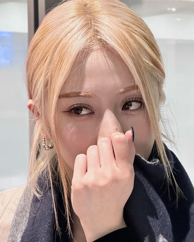 yunjinpics's tweet image. she is the cutest