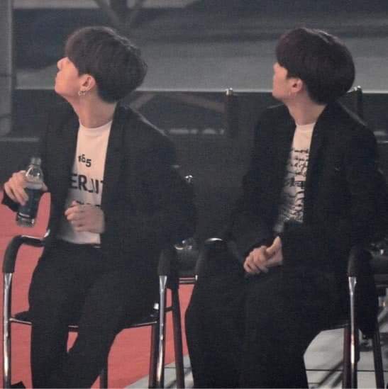 👤: อามี่จำศลปตัวเองไม่ได้ขนาดนั้นเลยเหรอ
บังทัน :