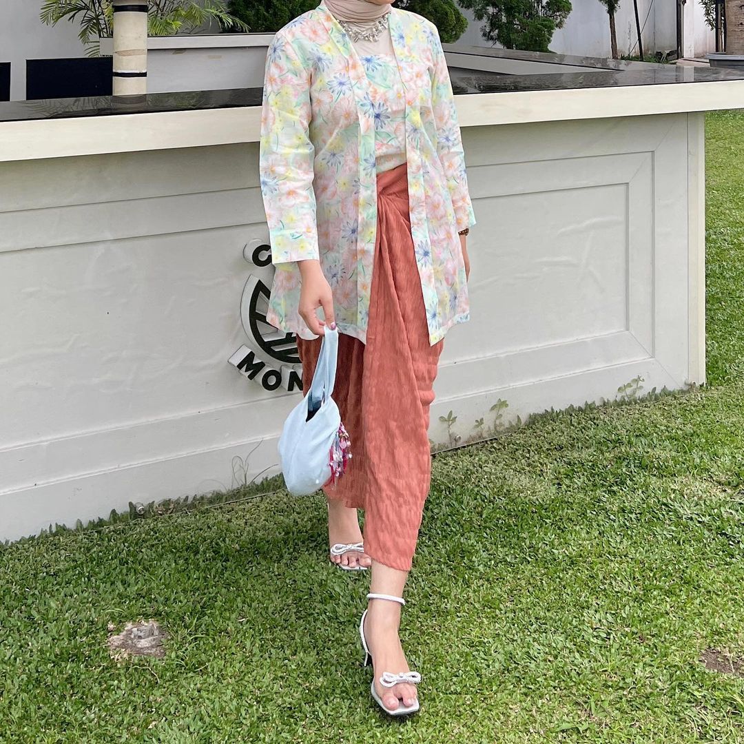 namiflo's tweet photo. Keela kutu baru by Dielle Official😍
🛒https://t.co/mUlYQXvx2Y

Siti wrap skirt by Dielle Official😍
🛒https://t.co/Dj4prRbjpF https://t.co/j0ieiijvMx