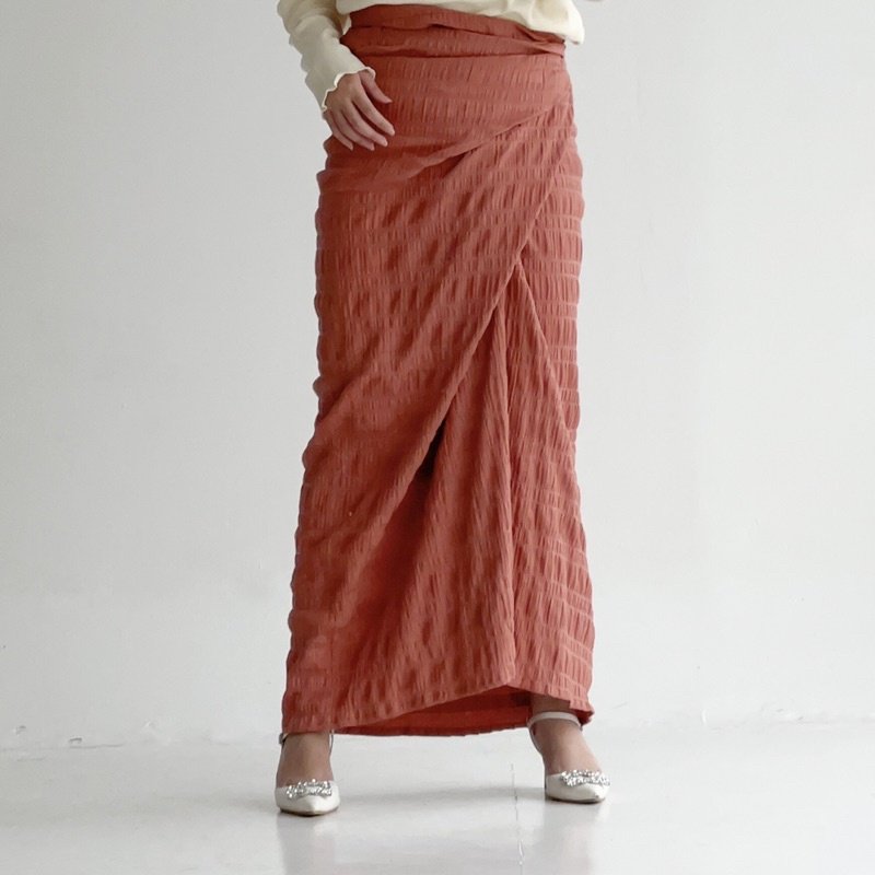 namiflo's tweet photo. Keela kutu baru by Dielle Official😍
🛒https://t.co/mUlYQXvx2Y

Siti wrap skirt by Dielle Official😍
🛒https://t.co/Dj4prRbjpF https://t.co/j0ieiijvMx
