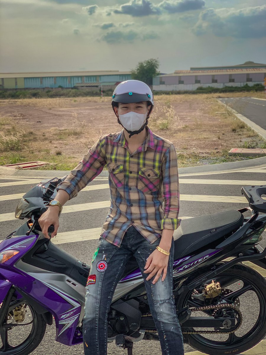 ChikhangB's tweet photo. Đi chơi k mấy chị #binhduong https://t.co/v8zRiQmM3R