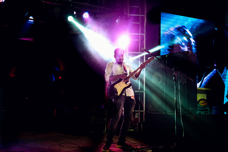 NodiRocks's tweet photo. Bangla Five rocked Jahangirnagar University at Nodi Rocks Concert JU. 
Photos by Rimjhim Rashid https://t.co/pswhzlhbgJ