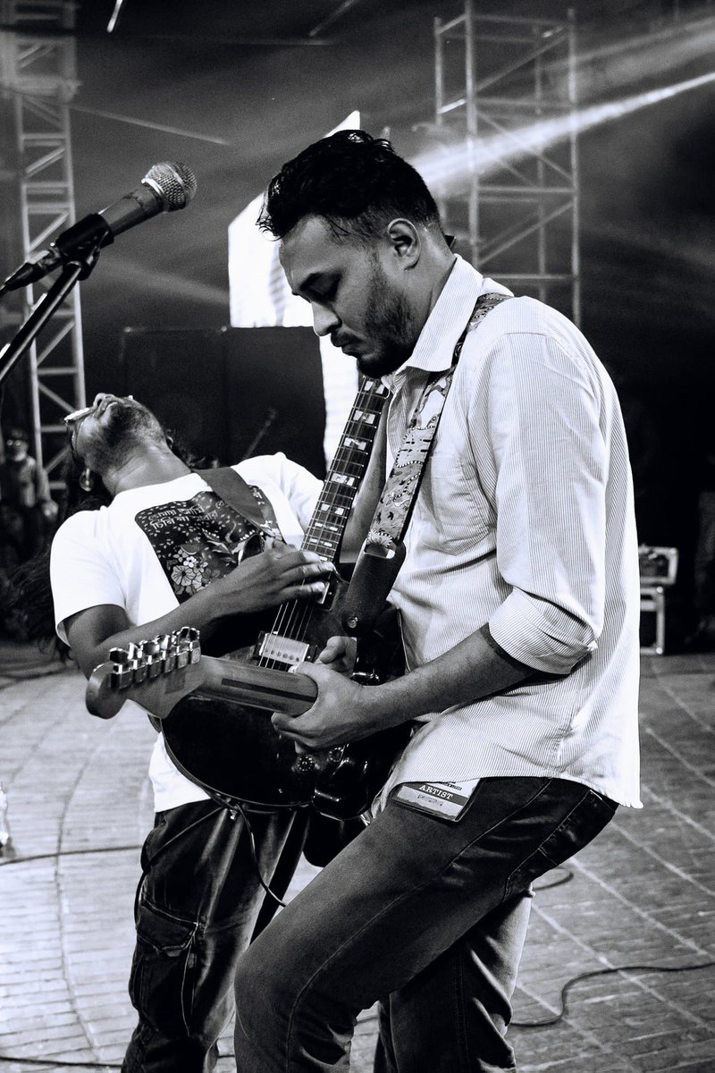 NodiRocks's tweet photo. Bangla Five rocked Jahangirnagar University at Nodi Rocks Concert JU. 
Photos by Rimjhim Rashid https://t.co/8aBZhGKPwZ