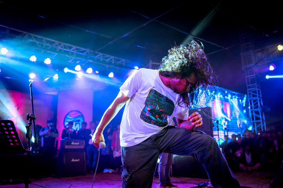 NodiRocks's tweet photo. Bangla Five rocked Jahangirnagar University at Nodi Rocks Concert JU. 
Photos by Rimjhim Rashid https://t.co/8aBZhGKPwZ