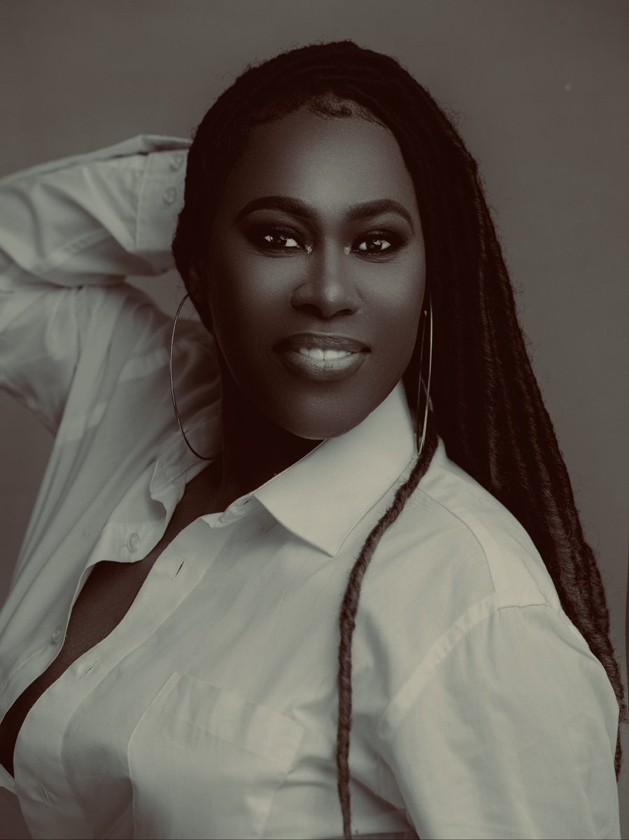 uchejombo's tweet photo. Happy birthday to ME🍾🎂🥂 Thank you Lord for the grace to see today. https://t.co/pBp2MdHv2j