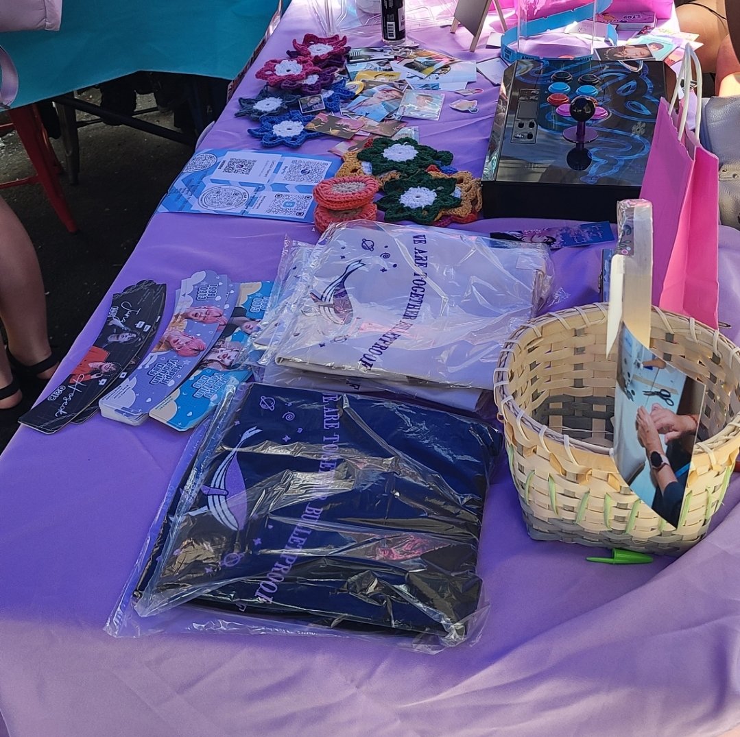 Moonlighttshop's tweet photo. @134340vane These were from our bts anniversary event back in June! 🥰 https://t.co/v7AzdqyB3a
