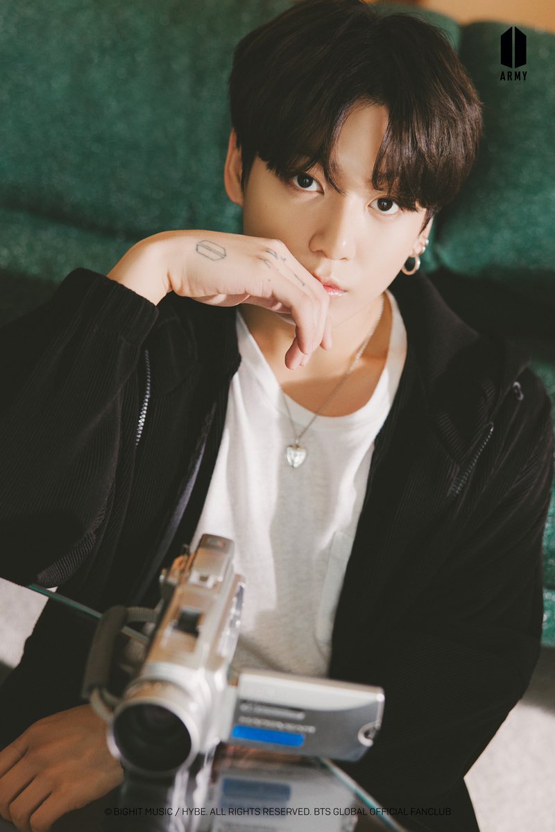 아기전하 tweet media