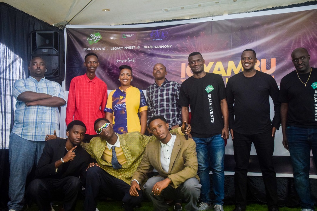 EjoHezaFM's tweet photo. #Bujaevents, #LegacyInvest et #BlueHarmony organise un concert avec un chanteur #IsraëlMbonyi à #zionBeach.
https://t.co/0jvfRjOlF4 https://t.co/bY3eRQfPDY