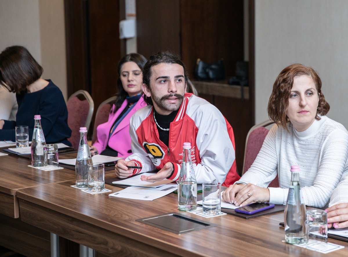 UNDPGeorgia's tweet photo. In #Batumi, the clock is ticking down to green & sustainable 2023. Batumi City Hall @BatumiMayor is discussing a 5-year municipal plan for sustainable #waste management, supported by @UNDPAccLabs @SwedeninGE.
#WeRecycle
#EndPlasticPollution https://t.co/g4PWjSYkbr