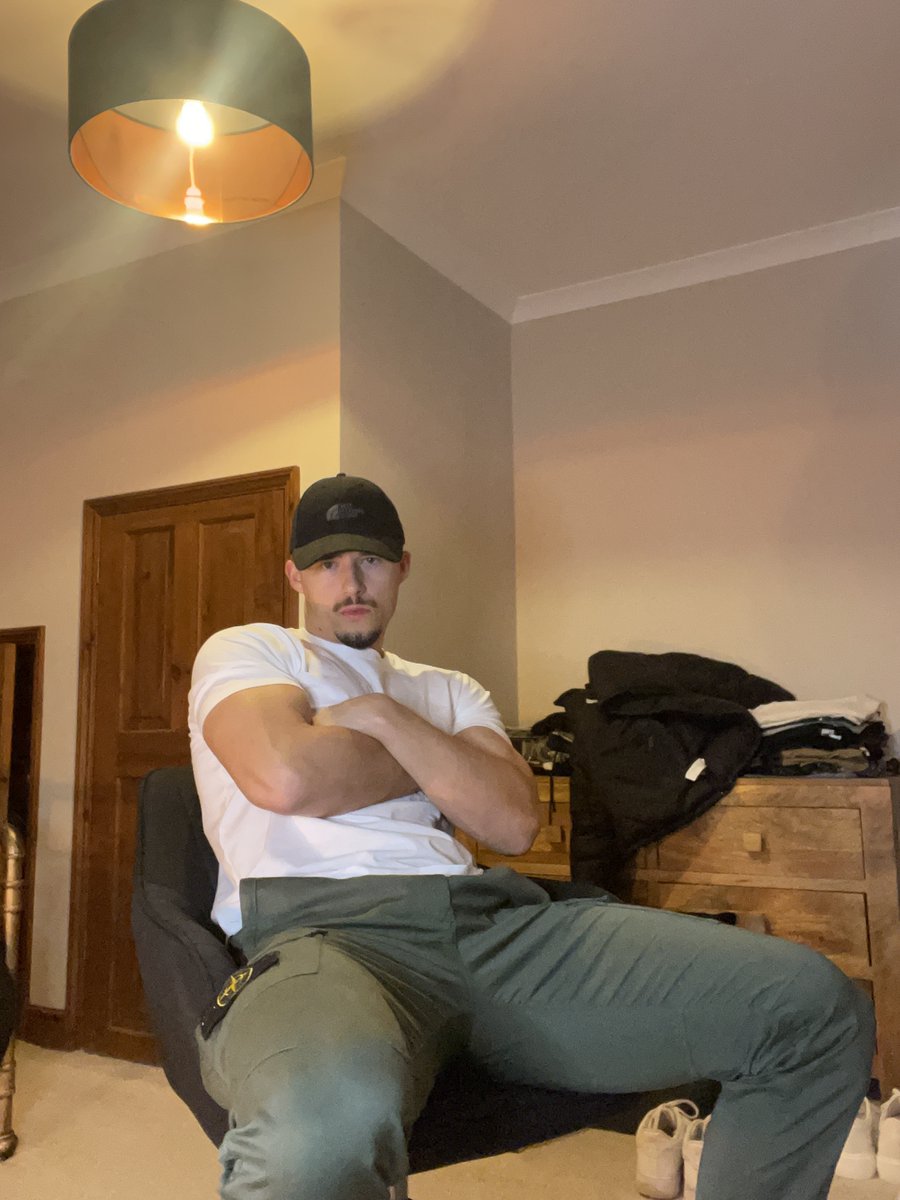 Chris OnlyFans 🍆 Top 0.08% on Twitter: "I am waiting for you here http