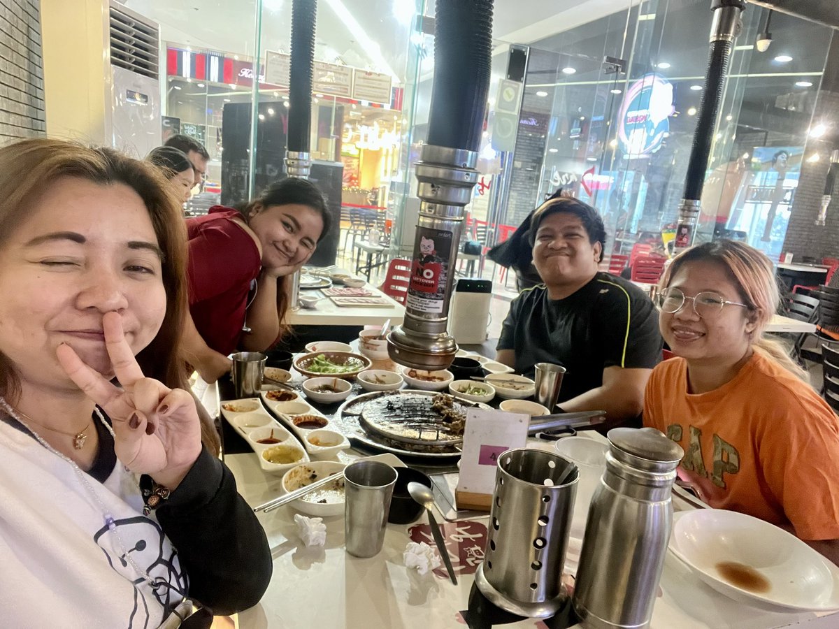 AstinMhey's tweet photo. I love you guysssss 🫶🫶🫶 https://t.co/1tcXuyKdnQ