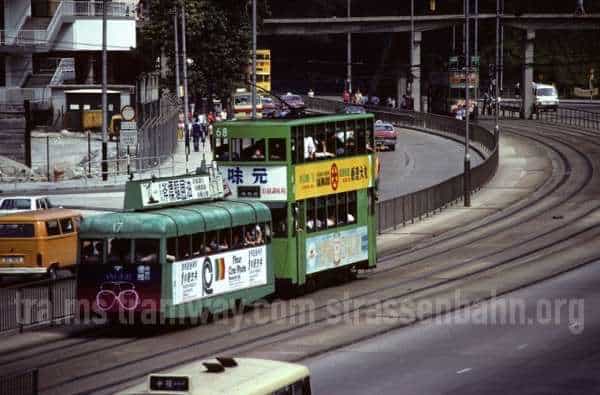 JRUrbaneNetwork's tweet image. I am once again reminded that the HK tramways used to pull single deck trailers. #hktram needs to bring them back, make the trailer a bar or something and have an App so I can see what bars are coming or where my fav ones are. Not my pictures.