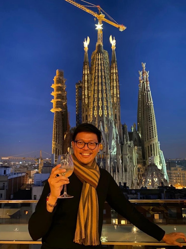 goodguygab's tweet photo. Barcelona, you will always be one of my favorite cities! I’ll find my way back to you and make my dreams come true! Someday. ✨ #barcelona #spain 🇪🇸 https://t.co/Yjfz51ZiXm