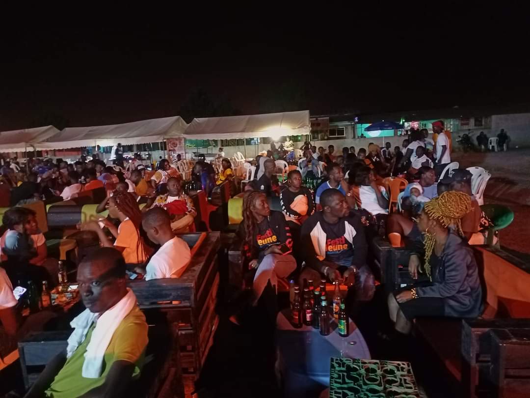 GozoEvent's tweet photo. Quelques images de la première soirée festive du Festi Jeune Gagnoa 1ère édition. Rdv ce soir pour la dernière journée à la place Bonweli de Garahio.

📷 : @gôzôspectacle

#CIV225 #GozoEvent #TMGROUP #FestiJeuneGagnoa #jaimegagnoa https://t.co/rcemf7uELv