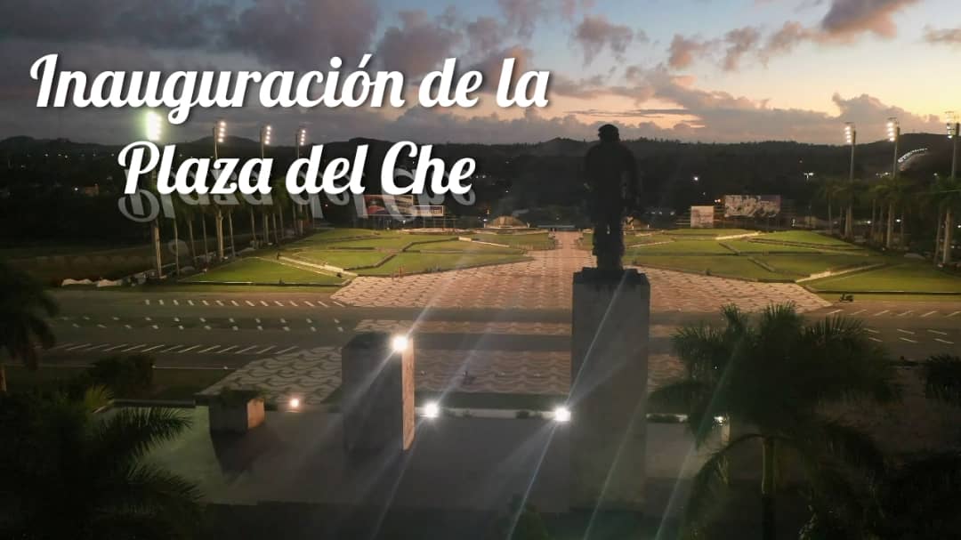 El 28 de diciembre de 1988 fue inaugurado en Santa Clara un gran complejo monumentario en homenaje al Comandante Ernesto Che Guevara, quién durante la lucha de liberación nacional librara en esta ciudad una de las más decisivas batallas del Ejército Rebelde.
#CubaEsHistoria