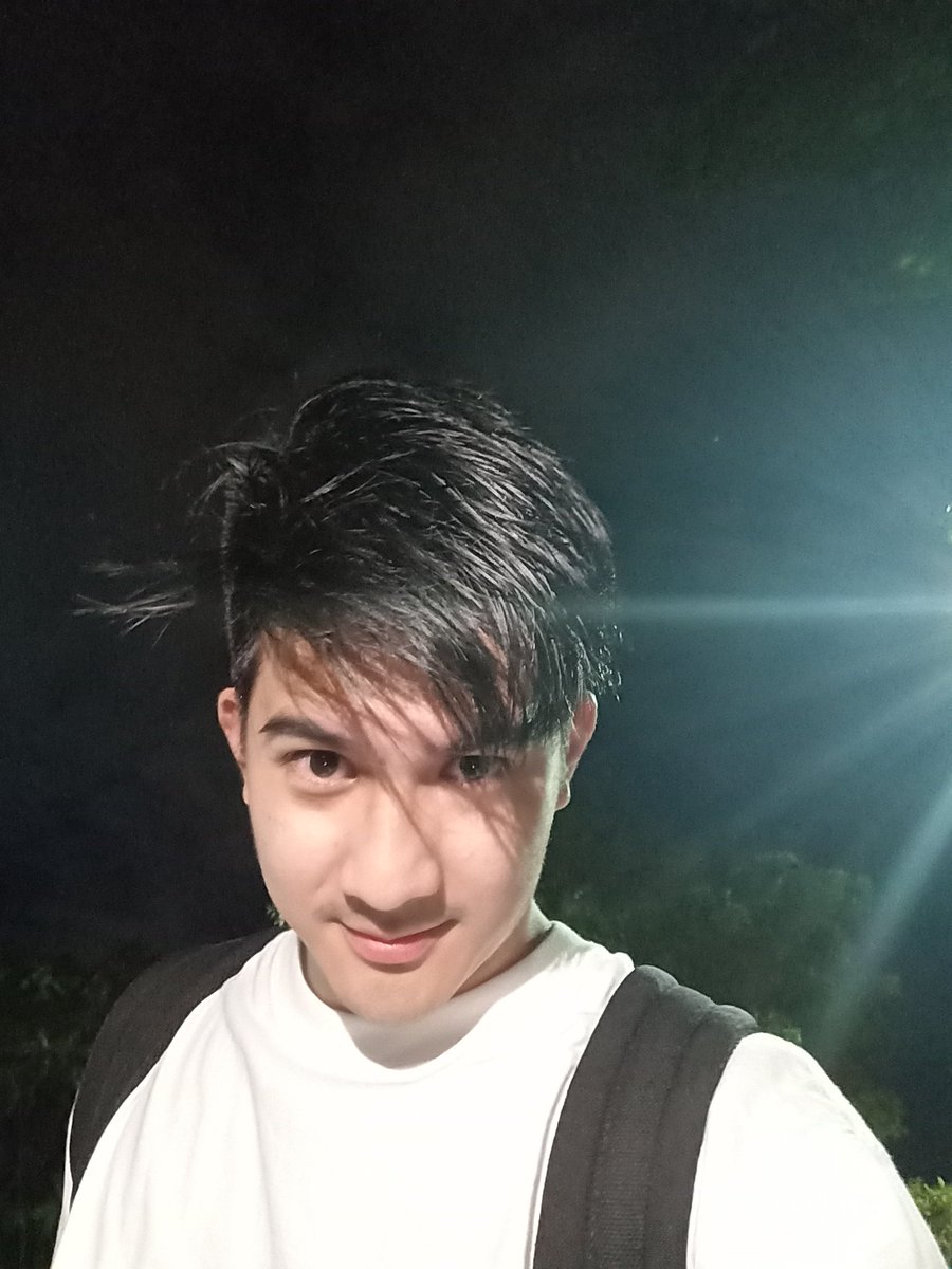 itsmechie__'s tweet photo. *Zach picture ka pangDP* 

@zachrguerrero
ONE CharmingYEAR WithZACH https://t.co/CvSU1EpB6l